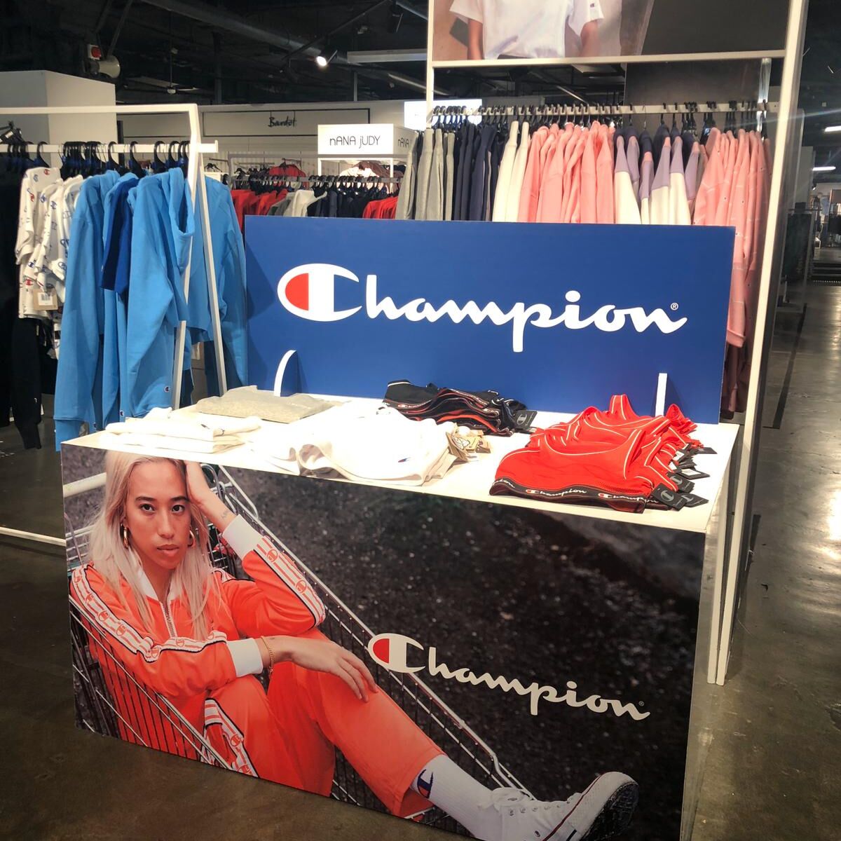 Champion sportswear best sale outlet australia